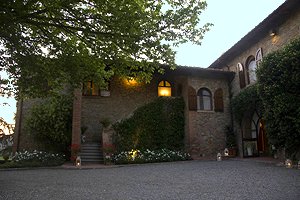 Elegant villa in Montaione