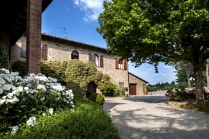 Elegant villa in Montaione