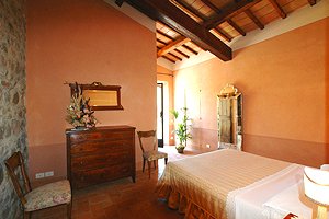 Elegant Villa in Castiglione d`Orcia