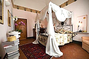 Luxury villa Volterra