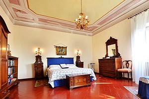 Elegant historic villa in San Miniato